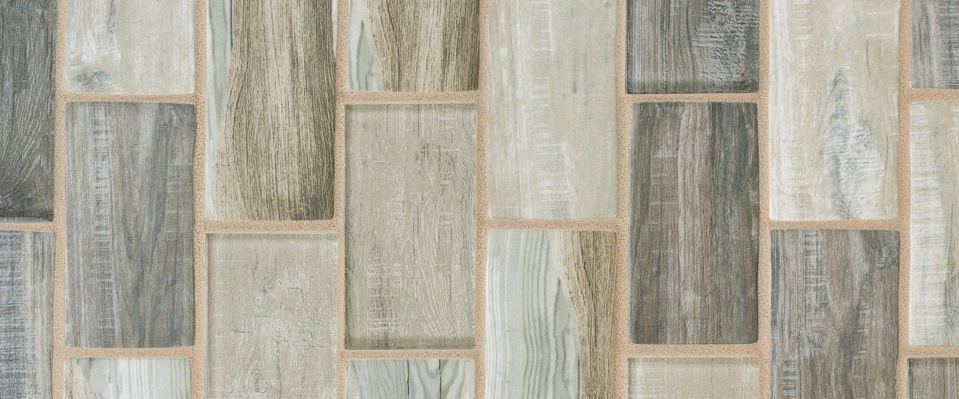 A Guide to Making a Recycled Glass Mosaic for Sustainable and Affordable DIY Home Decor